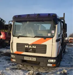 MAN TGL/TGM Kapea englantilainen ohjaamokehys OEM 111111