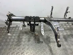 Mitsubishi OE FBZ28430 Armaturenbrett-Verstärkung