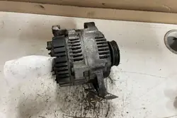 Vaihtovirtageneraattori RENAULT MEGANE II SEDAN 1.6L bensiini