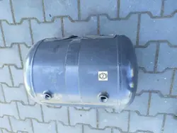 Scania ilmasäiliö OEM 1357950 1778889 - Käytetty