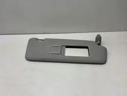 Audi A3 S3 Aurinkosuoja OEM 8V0857552A - Käytetty