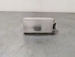 Luz de matrícula Nissan 370Z OEM FBZ15648