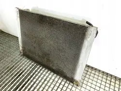 Radiateur d'eau BMW E60 3.0 272CV OEM 7519212