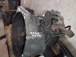 6-vaihteinen vaihteisto Audi VW Skoda Seat 1.6 TDI 0A4301107H