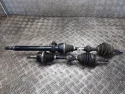 Front Left & Right Driveshaft Mitsubishi Carisma I 1.9 DID MR912135 MR912136