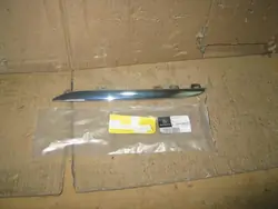 Mercedes-Benz OE A2058880273 listello griglia sinistra