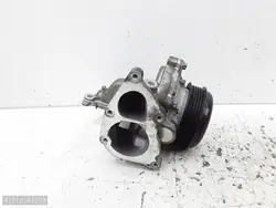 Bomba de agua calefacción Mercedes OEM A6542010010 - Usada