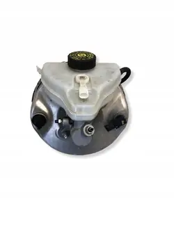 Mercedes-jarruvahvistin OEM A2054300030 - Käytetty