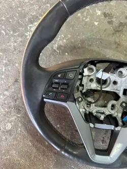 Volante Kia OE usado OEM KIEROWNICA TUCSON III MULTIFUNKCJA