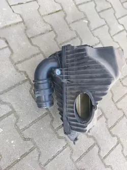 Luftfiltergehäuse OEM 7P0128607 Porsche Cayenne II