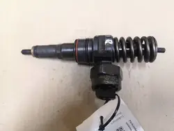 Iniettore carburante Volkswagen Sharan 2002 038130073R