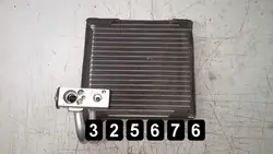 Matriz condensador AC Dacia Duster OEM 669457Q