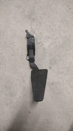 Dodge Ram 1500 IV Gen Gaspedaal OEM 68043161AC