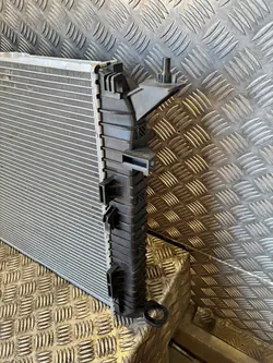 Radiateur d'eau AUDI Q5 8R0 8K0121251AN
