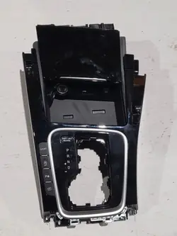 Moldura Consola Central Kia Proceed III OEM 84652-J7AA0