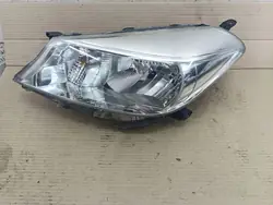Faros Izquierdo Toyota Yaris III 11-15