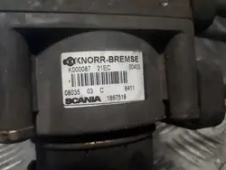Scanian pääjarruventtiili OEM K000087 - Käytetty