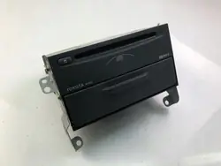 Toyota CD-vaihtaja OEM 8612002190 Corolla E12:lle
