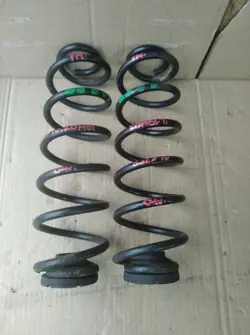 Resorte de Suspensión Trasera VW Golf IV Kombi