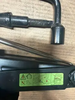 Gato OEM 9683913180 para Peugeot 207 - Usado
