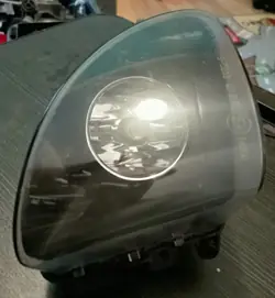 Phare antibrouillard halogène avant droit OEM 89206681 BMW 5