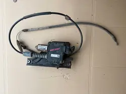 Sähköinen käsimäntäjarru OEM 13310023 Opel Insignia A