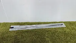 OEM 75764-42010 Garniture Vitre Porte Arrière Gauche
