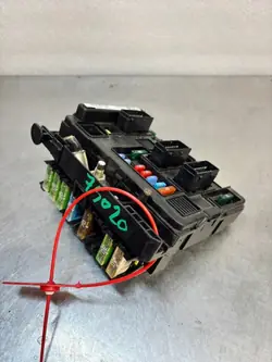 BSM B4 Module Citroen Peugeot 9643498780