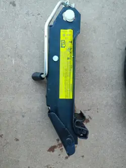 SEAT Hjulnyckelsats OEM 1K0011031L - Begagnad