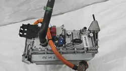 Inversor Renault Zoe OEM 296G18935R Usado