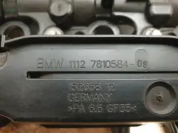 BMW Kamaxeltäck OEM 1127810584 för 3-serien F30