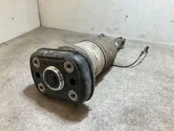 Taka vasen ilmaiskujru OEM 462400019937 Renaultille