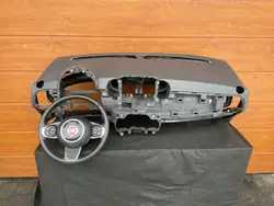 Fiat 500 Lift kojelauta OEM 2 turvatyynyllä