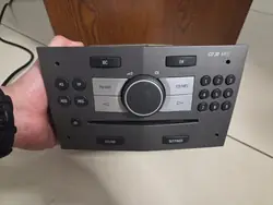 Rádio Opel Astra H CD30 MP3 OEM 13190742 com PIN
