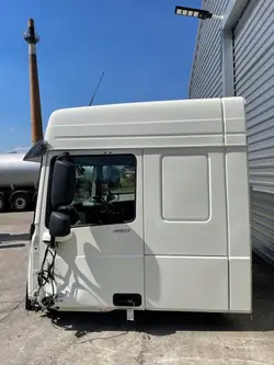 DAF XF 106 SPACE CAB Manuelle Kabine - Gebraucht