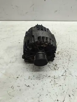 Vaihtovirtageneraattori Volkswagen OE 03L903024G