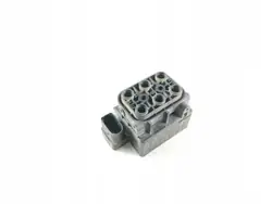 Porsche Panamera Ilmajousitusmoduuli OEM 97035815322