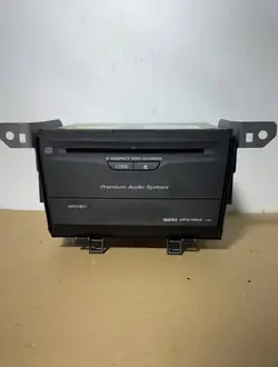 Honda CD-byttare OEM 39100-TL0-G611-M1 för Accord VIII