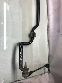 Stabilointilinkki OEM 39005088 Opel Astra V:lle