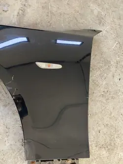 Vorderer linker Kotflügel BMW 5er E60 E61 2003-2010 - 475 Schwarz Saphir