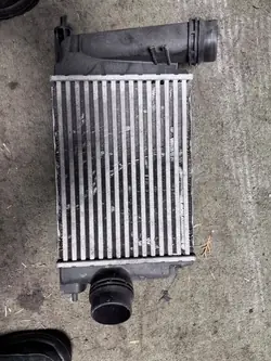 Radiatore Intercooler Renault Trafic III 214104966R