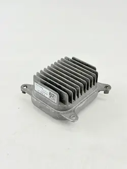 Tesla Model 3 2020 LED-ajovalosäädin OEM 153292502C