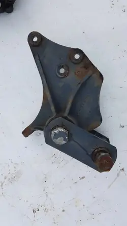 DAF OEM fjäderfäste vänster för 22,5" hjul
