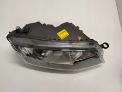 Phare droit Xenon Skoda Octavia III