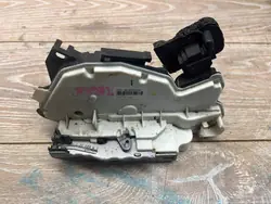 Volkswagen Dörrlås 5K1837015H