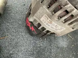 Vaihtovirtageneraattori Fiat Grande Punto 1.4 8V