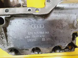 Base de carter d'huile OEM DRC97002 pour Audi A6 C5 2.4 V6
