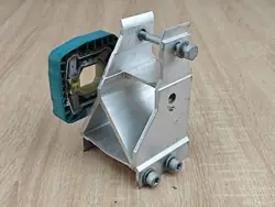 Radiatorbevestiging OEM 7357216 Voor Rechts BMW