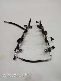 Rail d'injecteur de carburant BMW E65 N62 - 7506924