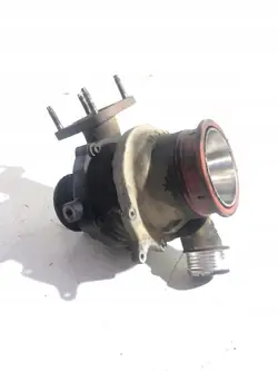 Turbo OEM 31331331 Volvo V60 2.0 D3:lle - Käytetty